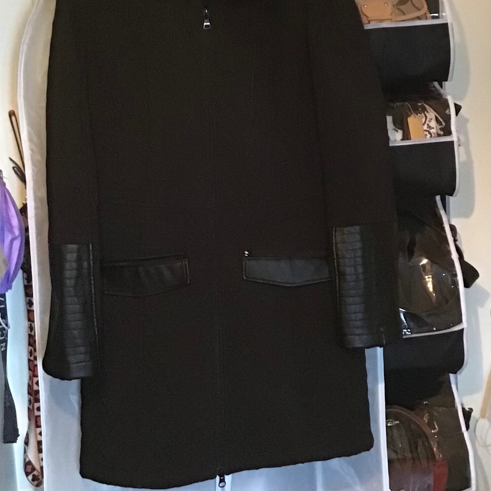 Oxygen black 3/4 length jacket EUC🤩